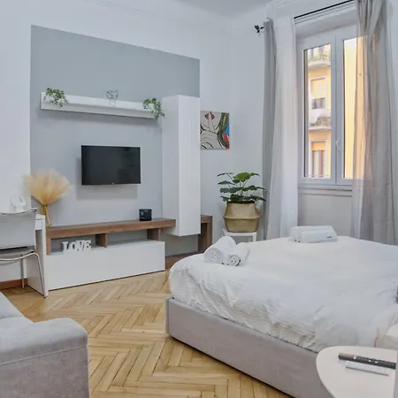 Charming Darsena Suite - amazing position next to Navigli-3