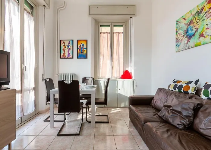 Cosy Close To Iulm University